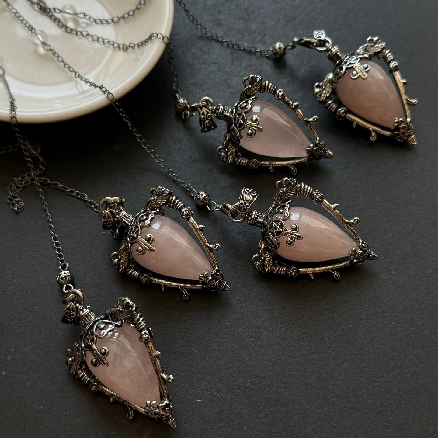 [原石] 粉晶 水晶靈擺（也可以作為項鍊）