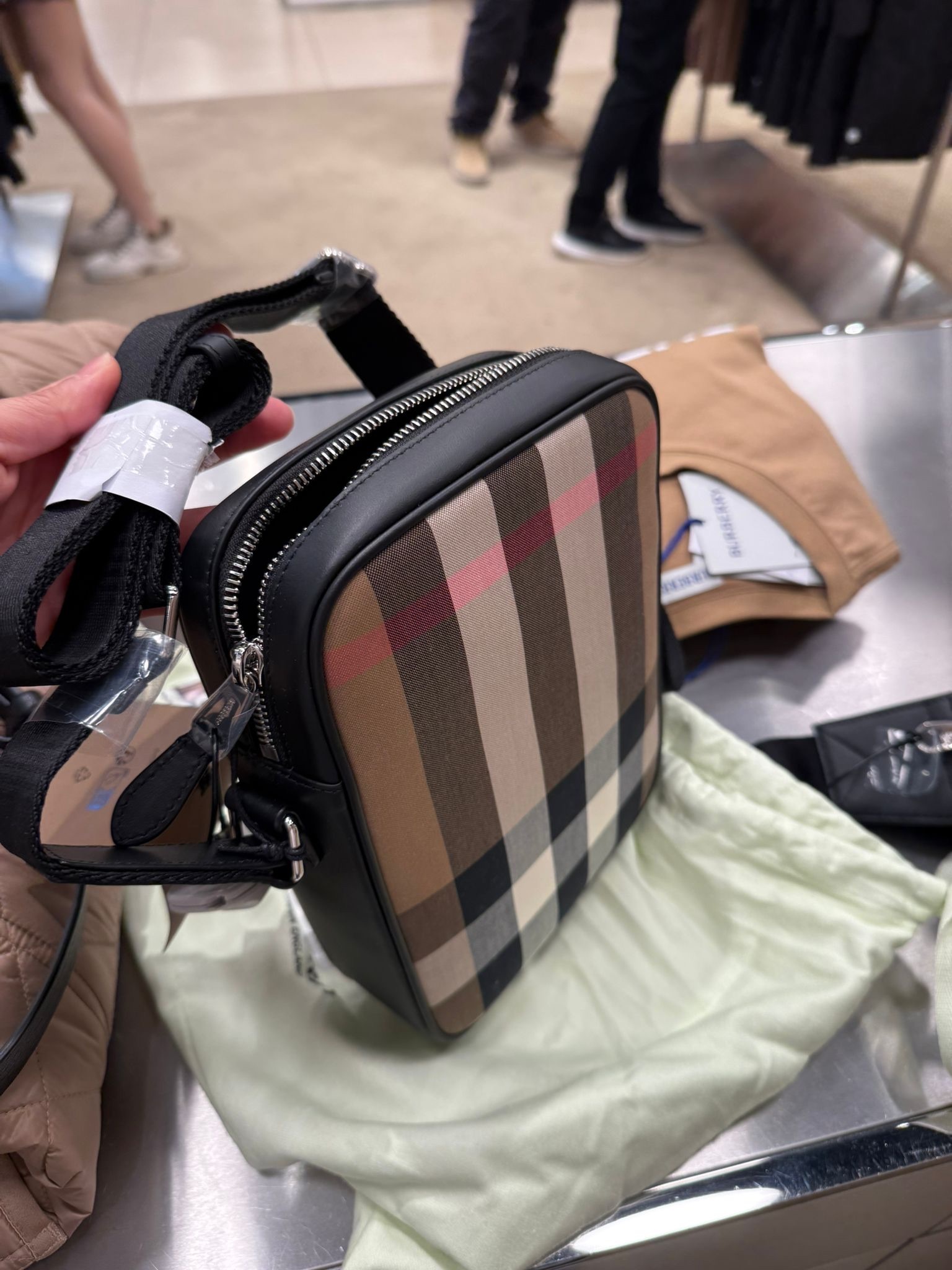 Burberry Paddy V check Men crossbody bag