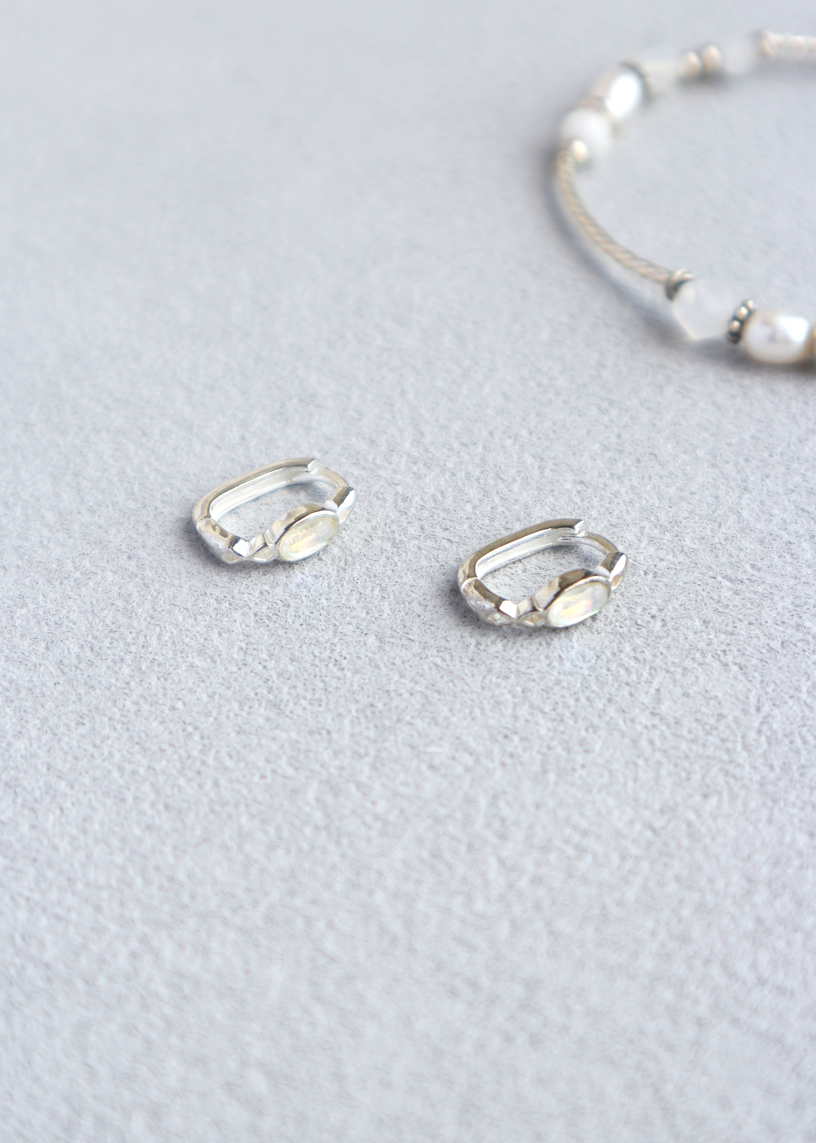 極光 純銀方形耳圈