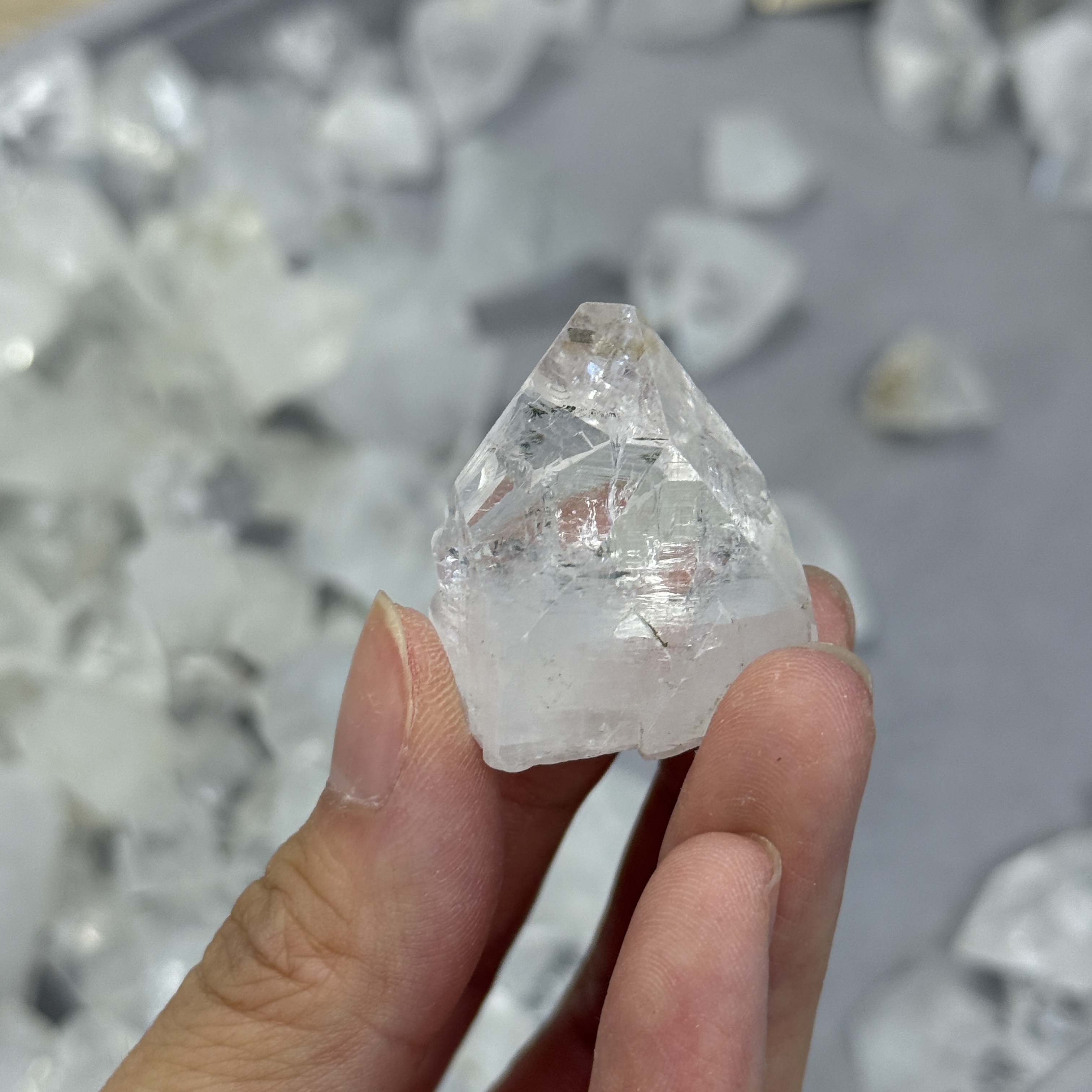 鑽石魚眼石 100g / 180g