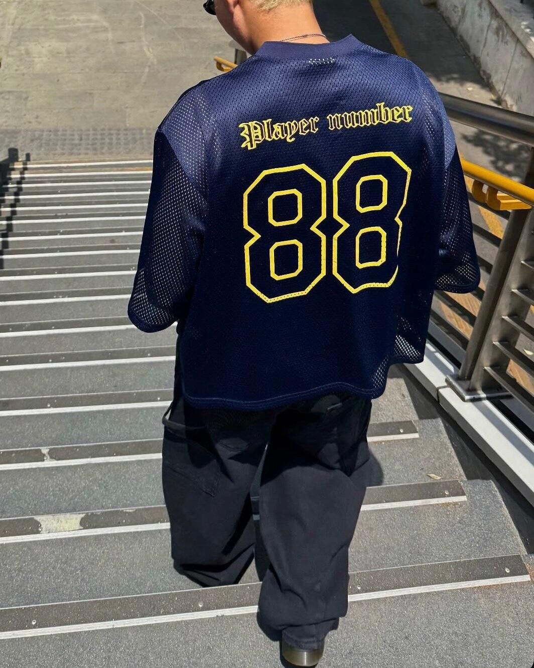 V領數字英文字短袖Tee DEAN-047T