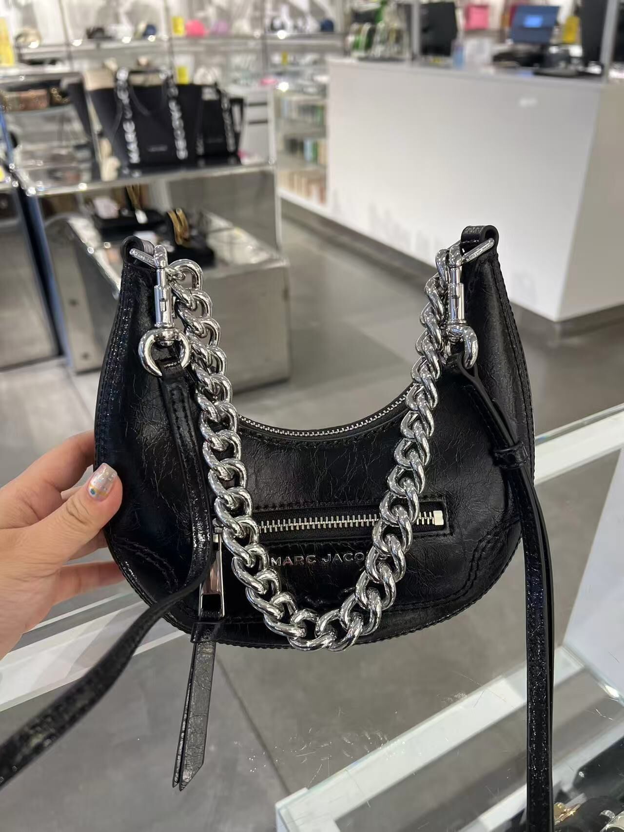 【現貨】Marc Jacobs G061106 半月包