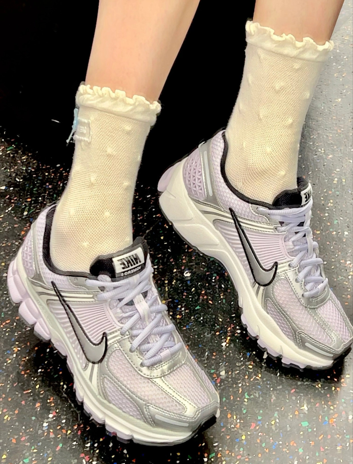 女鞋 NIKE W ZOOM VOMERO 5 淡紫 復古 氣墊 透氣 緩震 慢跑鞋【IB7253-500】VMO5