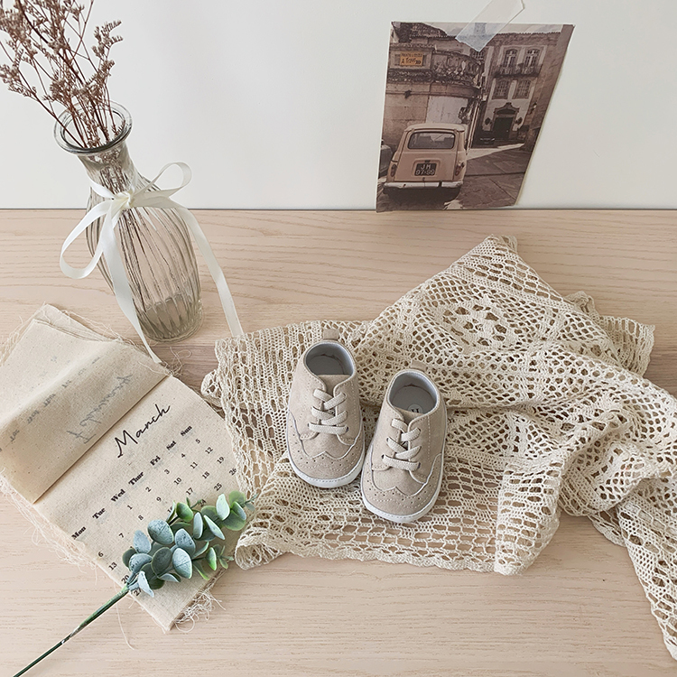 英倫雕花學步鞋