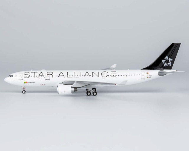 NG model 1/400 葡萄牙航空 A330-200 CS-TOH 星空聯盟塗裝