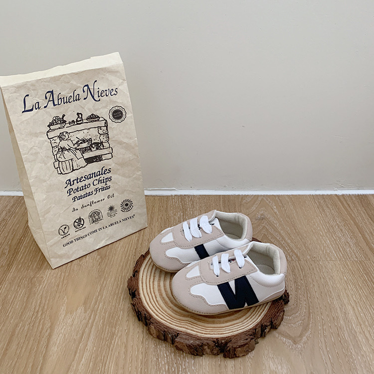 簡約百搭學步鞋