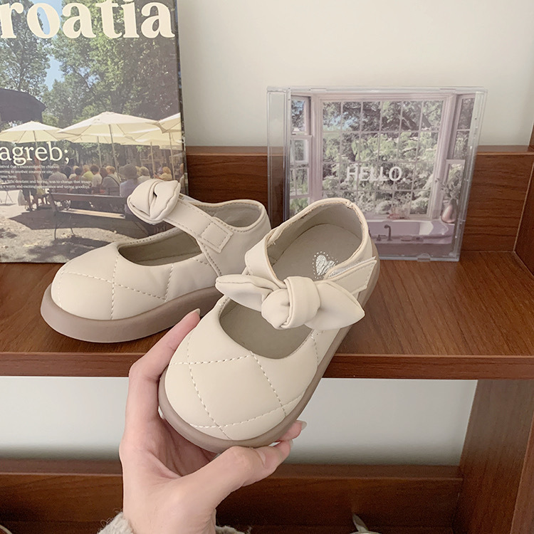 菱格紋蝴蝶結娃娃鞋