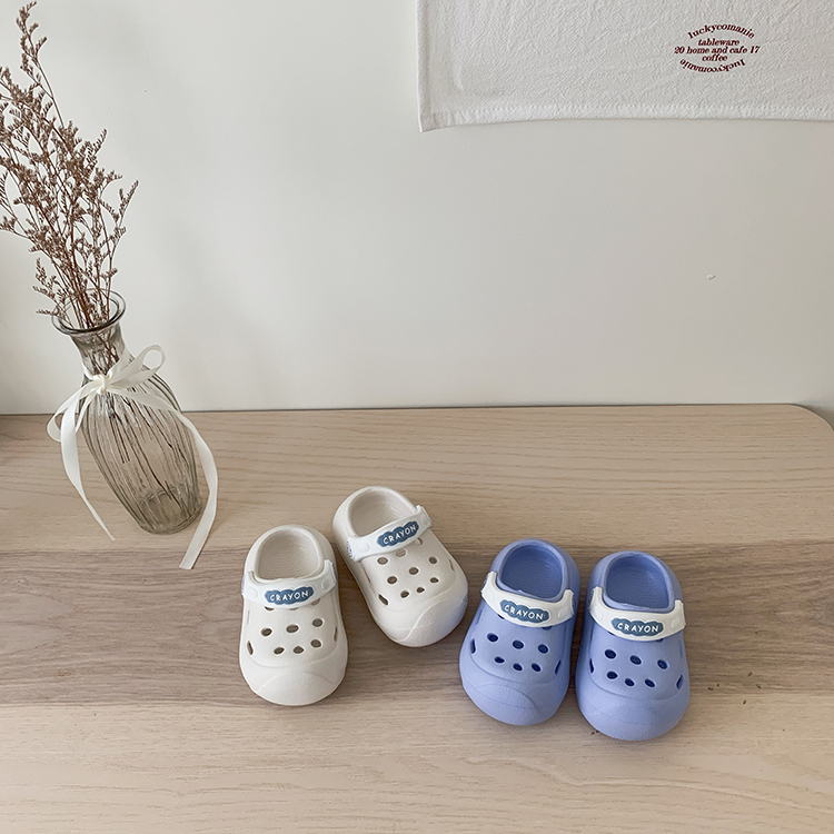 簡約拚色輕便洞洞鞋