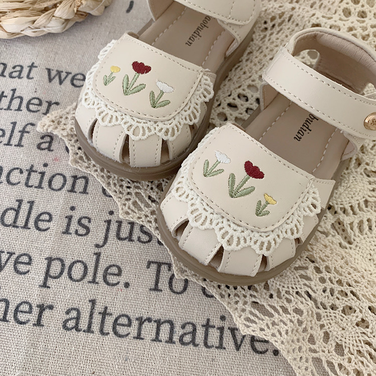 三朵小花包頭涼鞋