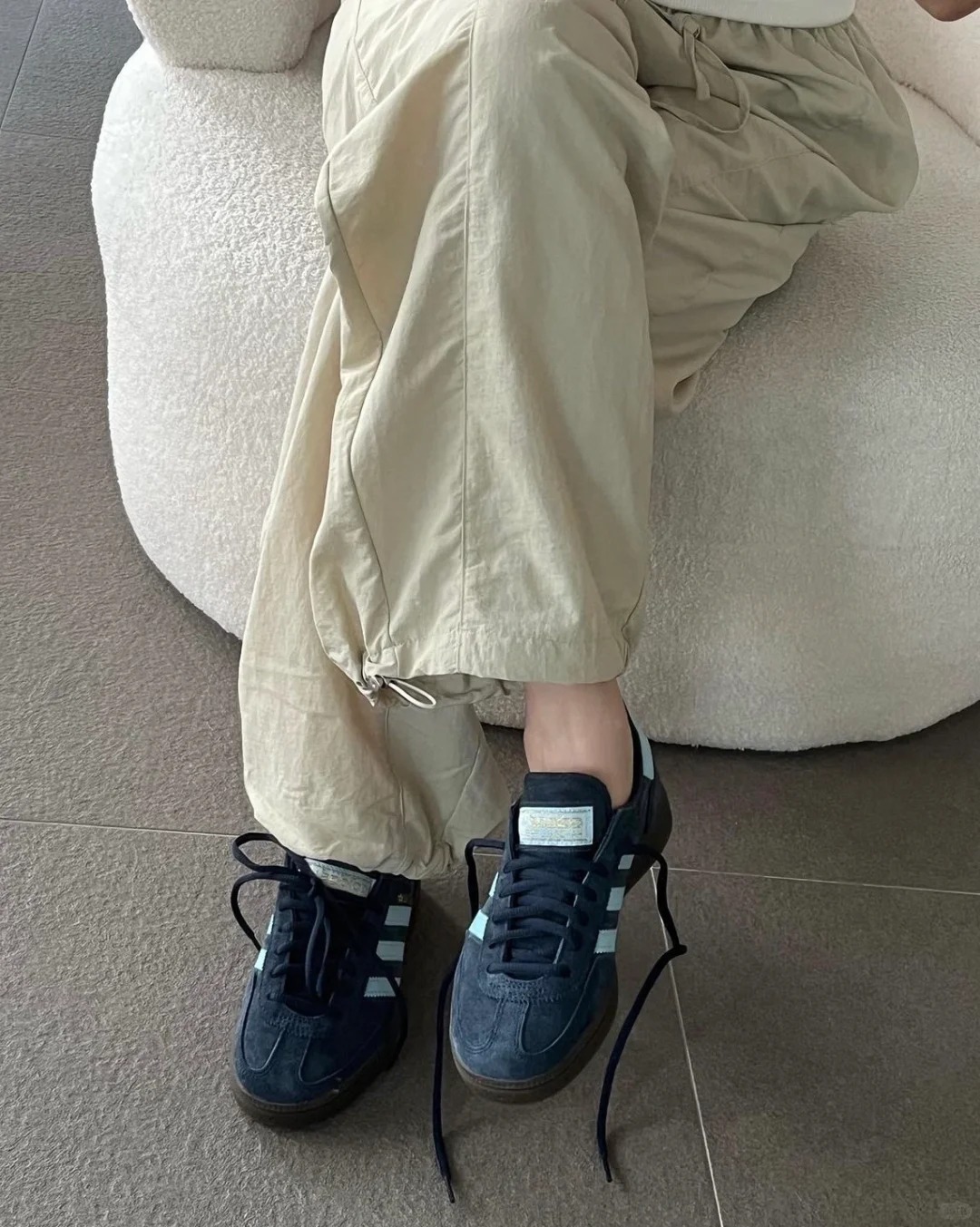 [特價售出無退換]男女鞋 ADIDAS HANDBALL SPEZIAL 深藍 水藍邊 經典 復古 麂皮 德訓鞋 休閒鞋【BD7633】