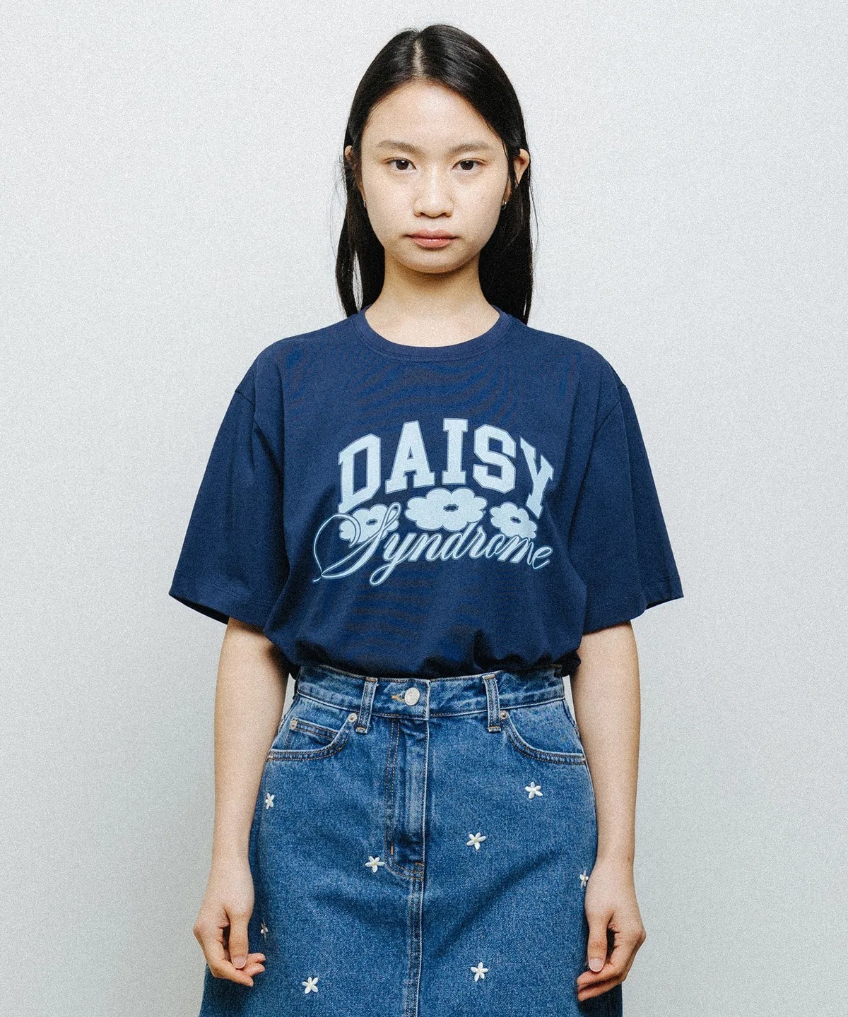 DAISY SYNDROME CRAYON ARCH TEE