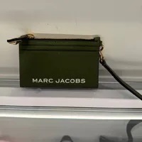 [S] MARC JACOBS BRONZEGREEN 4R3SMP025S02-365 ZIP WRISTLET, 196611265997 (SMJ566)