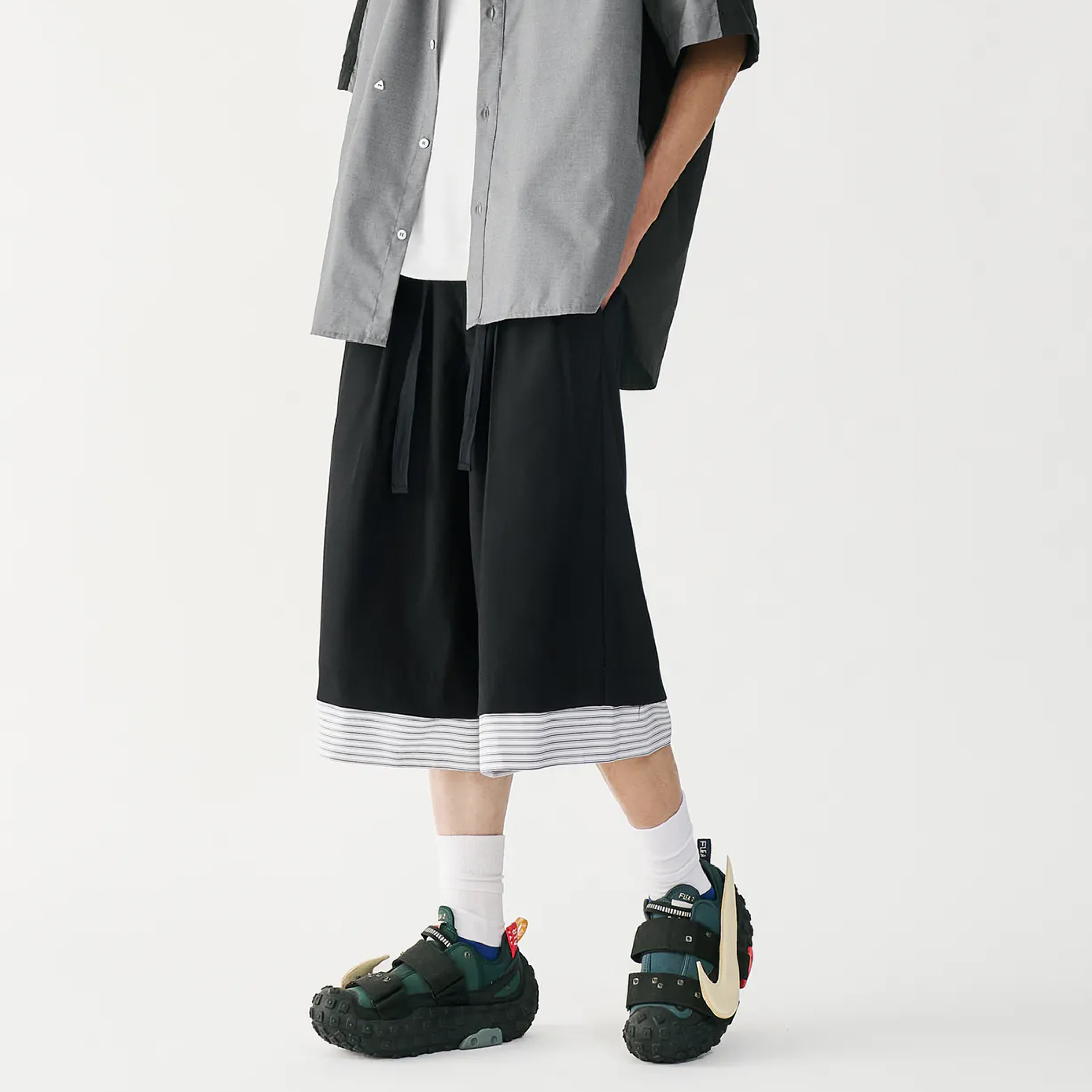 MELSIGN Cropped Wide Shorts