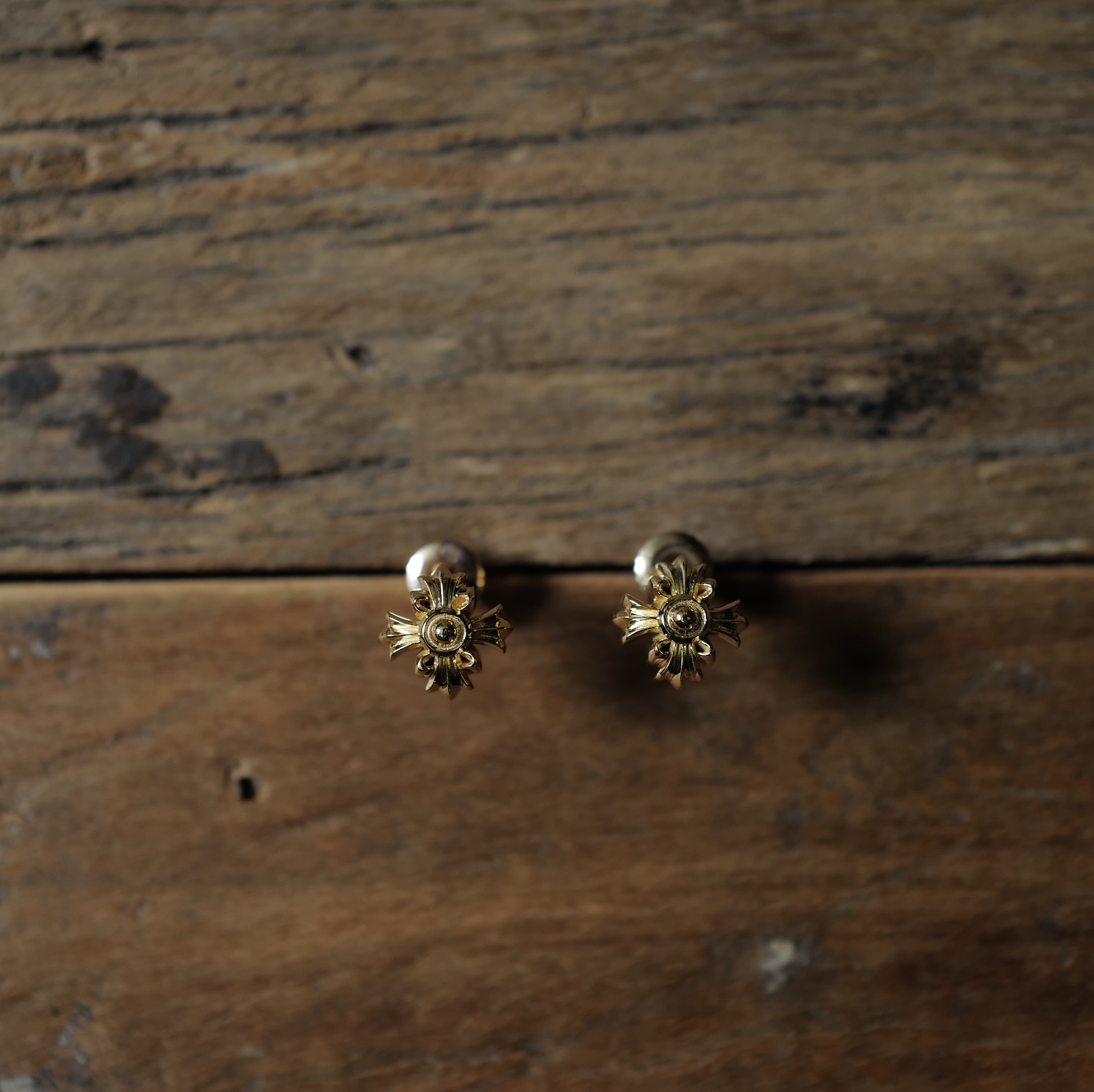 Chrome Stud "New Style" 18K