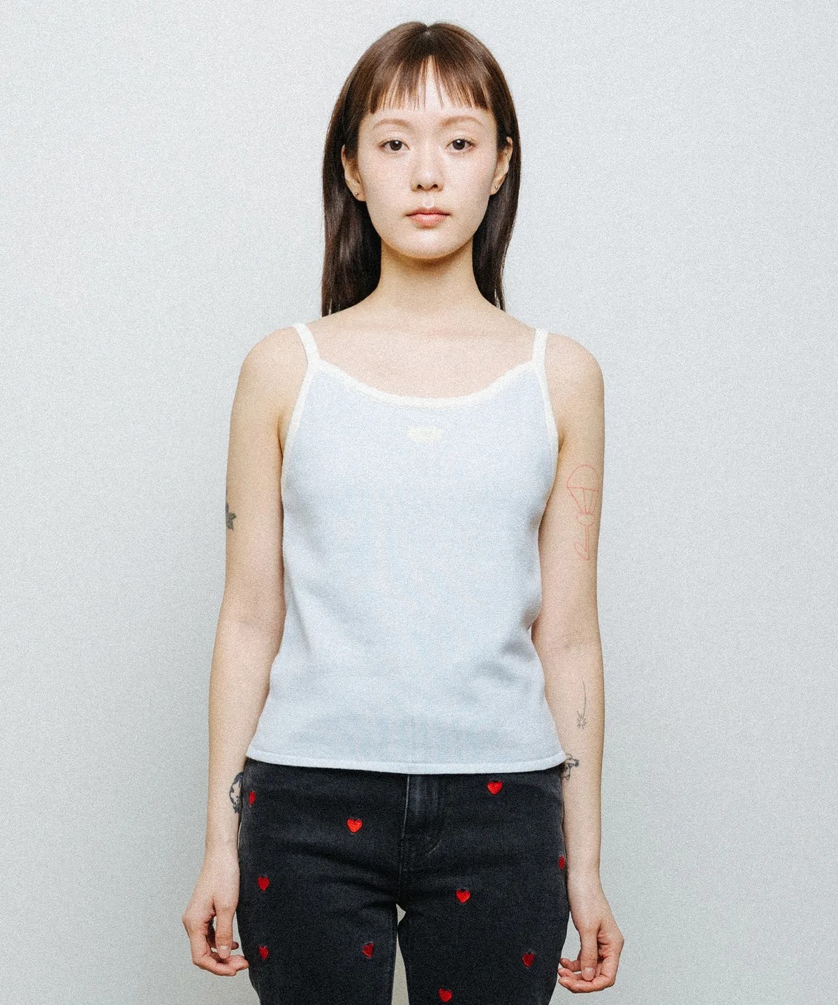 DAISY SYNDROME SCALLOP SLEEVELESS KNIT
