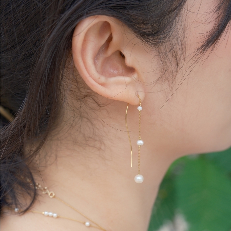 珍珠糖掉下來了 天然珍珠 鈦鋼針式耳環