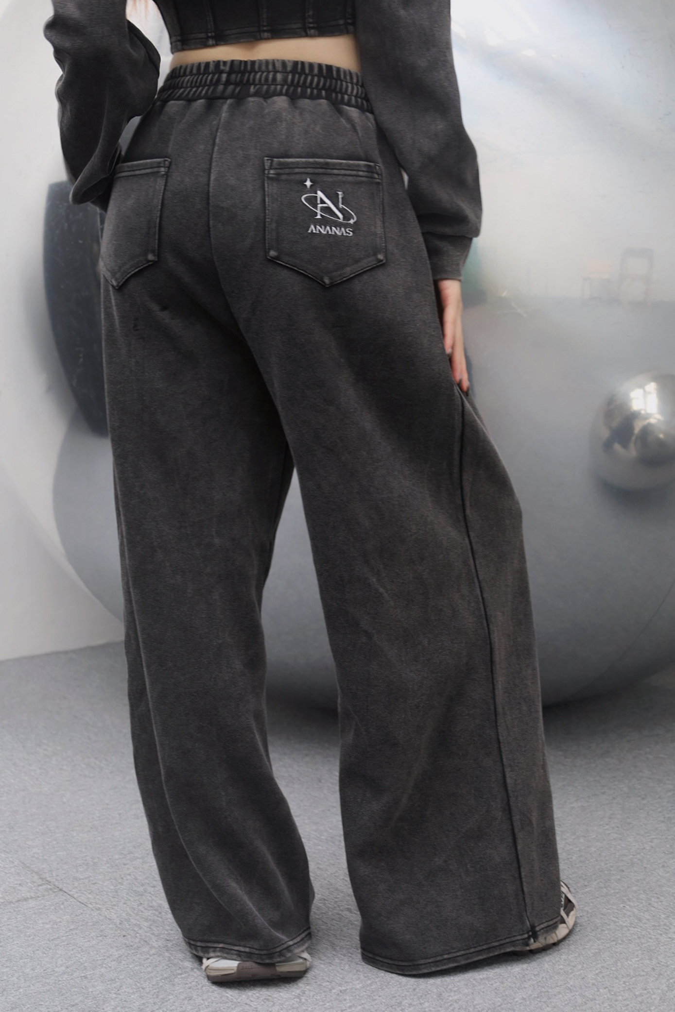 ANANAS品牌短褲＋長褲組合