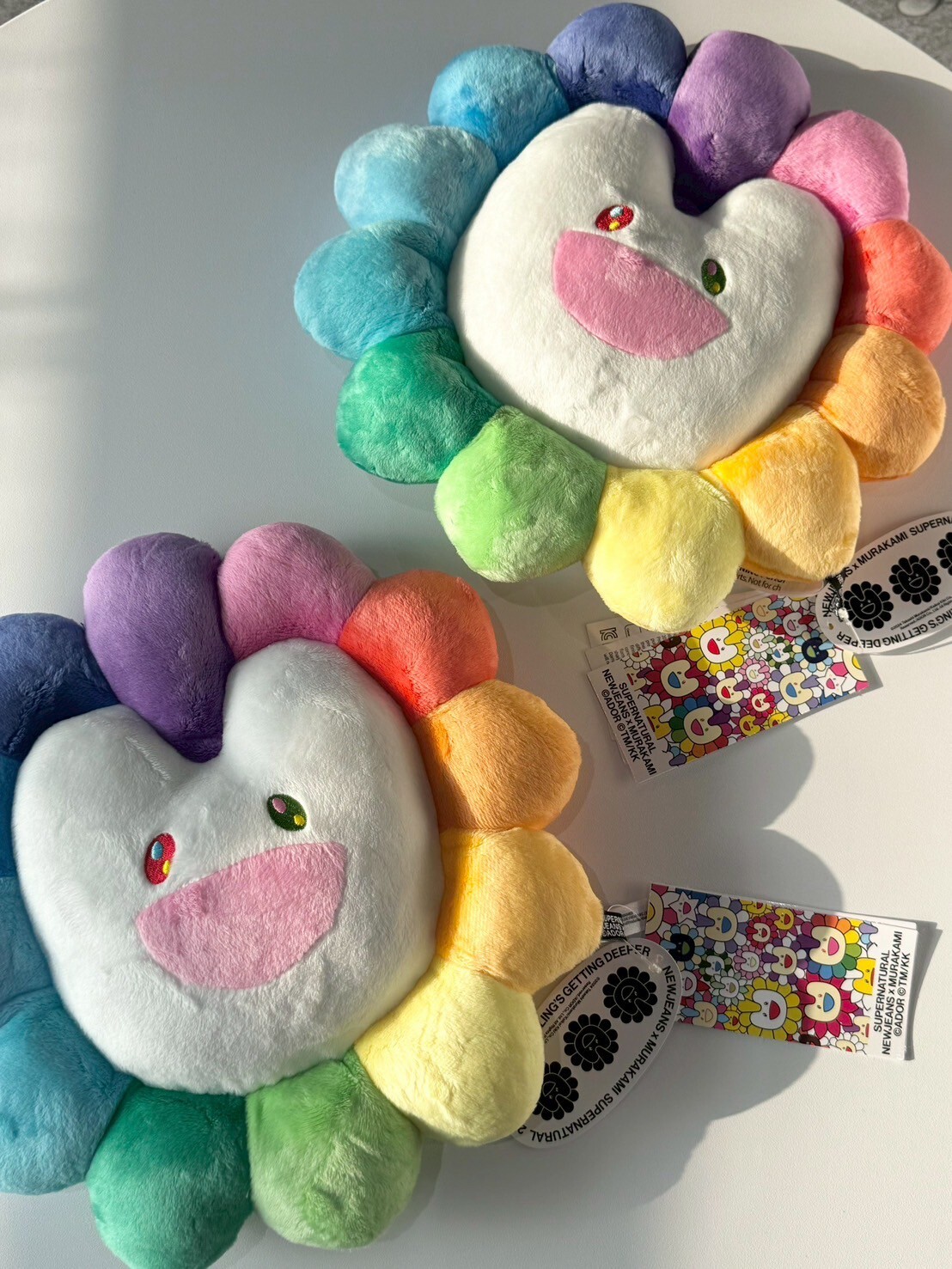 現貨 村上隆 x New Jeans 聯名限定 大花抱枕娃娃 30cm