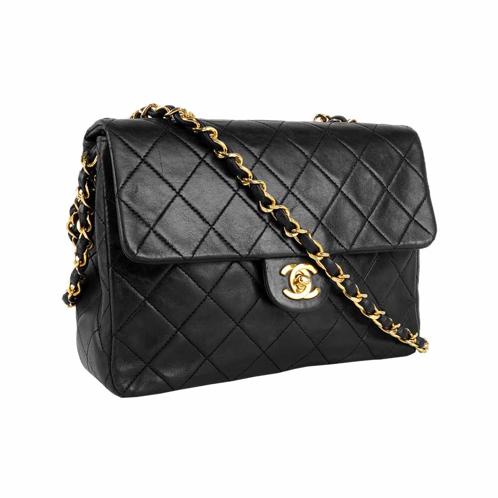 【CHANEL】金色CC Logo 小羊皮鍊帶斜背包(黑色)