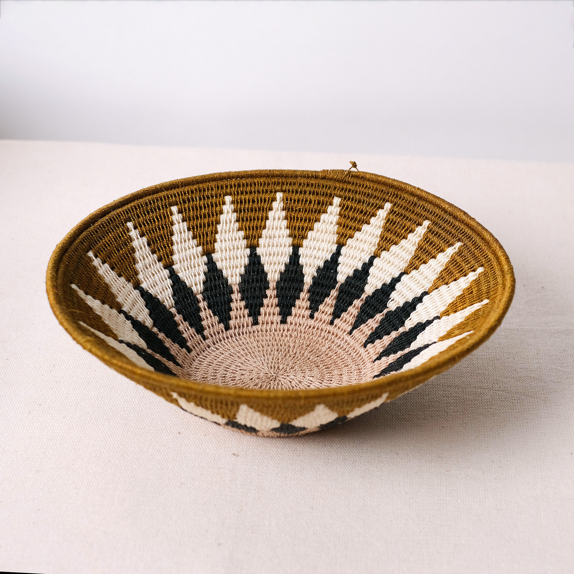 龍舌蘭編織盤｜編號 51 - 大｜史瓦帝尼