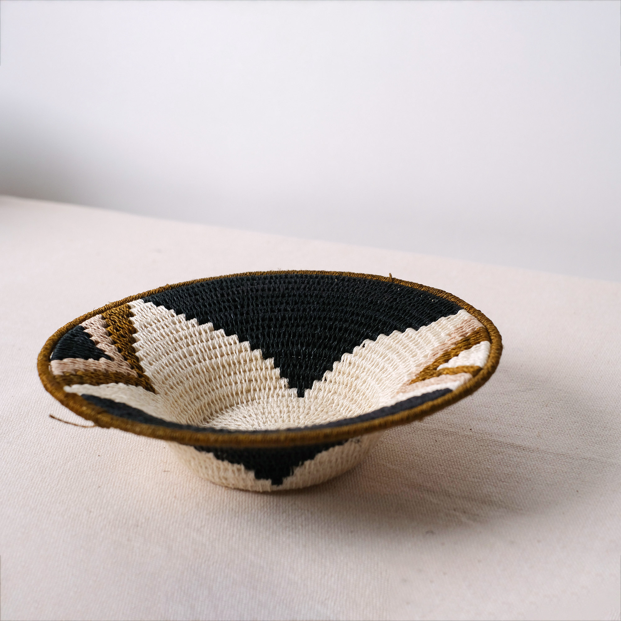 龍舌蘭編織盤｜編號 42 - 小｜史瓦帝尼