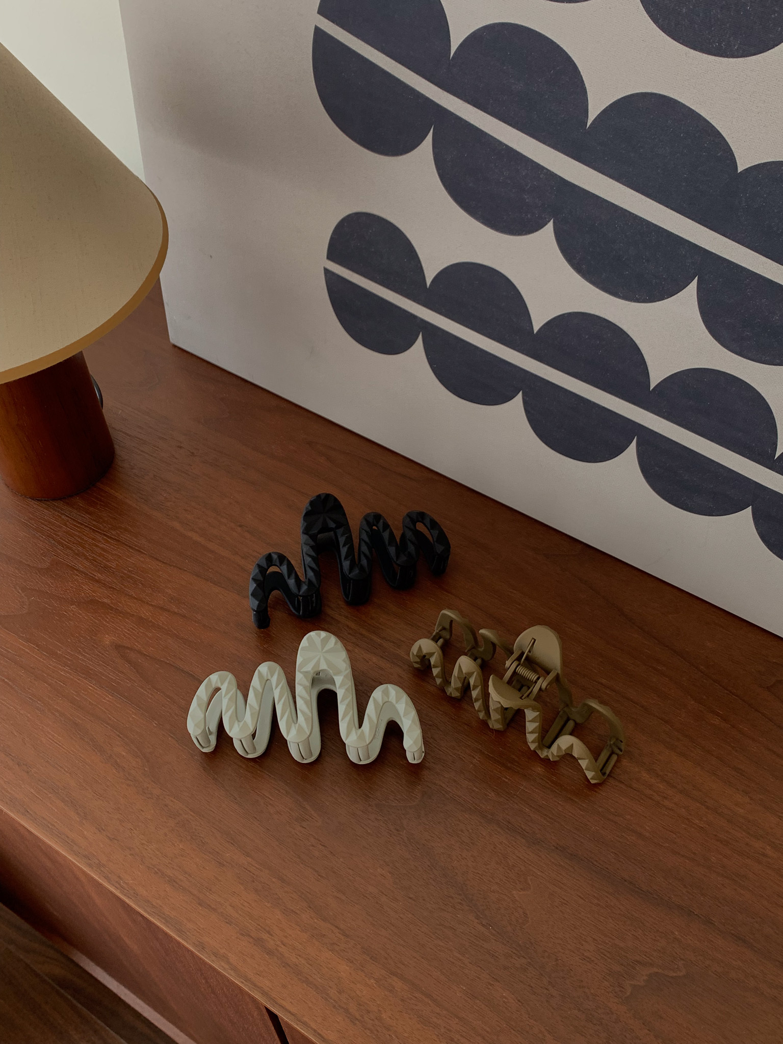 ISA_髮量多一次搞定! 不規則凹凸波浪大抓夾_56009