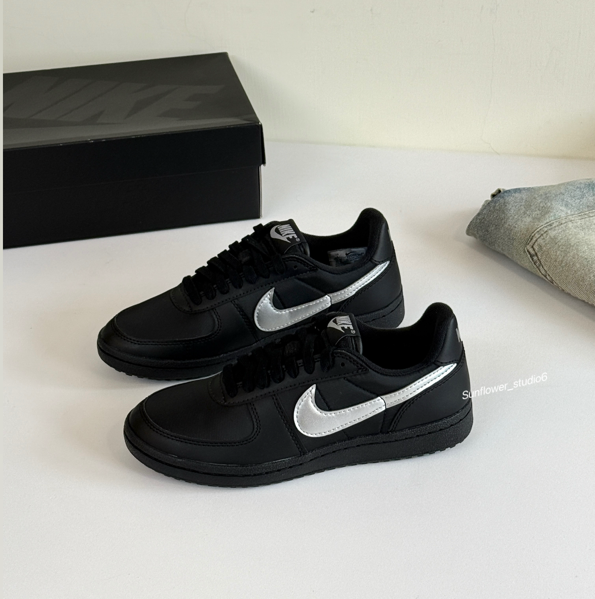 Nike Field General 黑底銀勾 黑色 低筒 休閒 德訓鞋 女鞋 FZ5593-001/預購