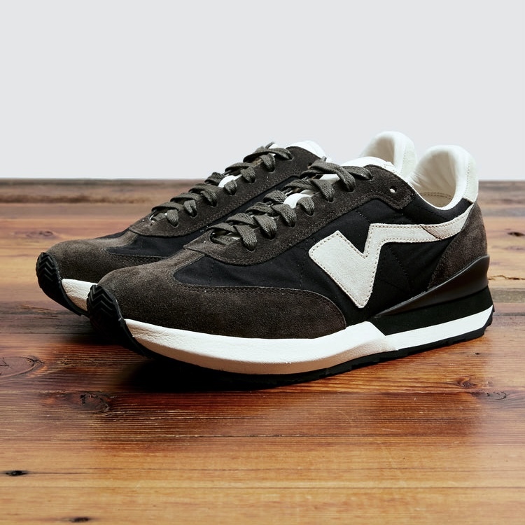 ON SALE: VISVIM FKT RUNNER - BLACK SIZE 8.5 PRE ORDER ITEM (預訂中)