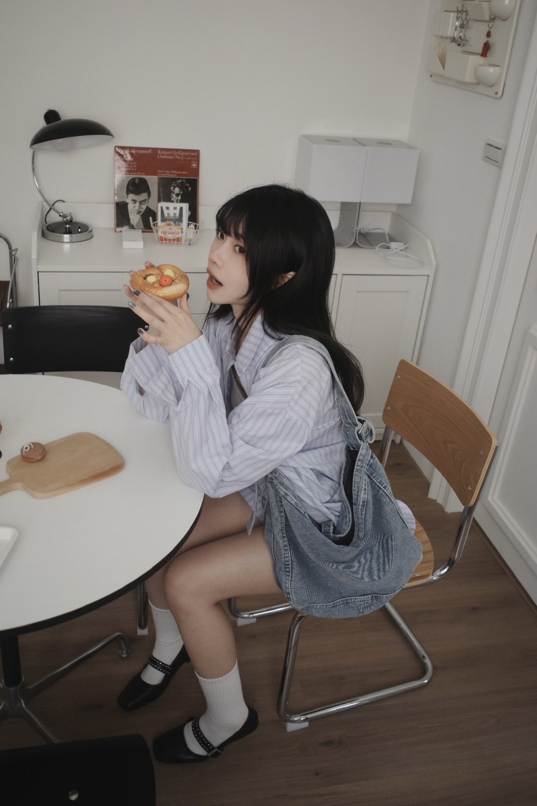 <女裝現貨💗> J25 水洗刷色牛仔肩背包 兩色