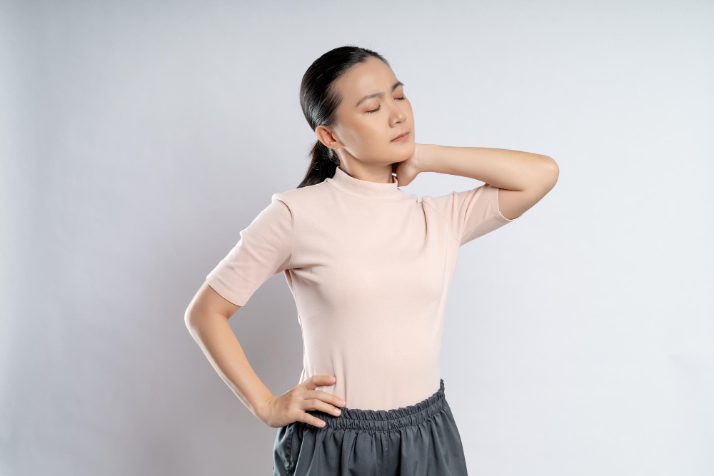 肩頸僵硬成因有哪些？5大可能原因＋3種舒緩方式一次看