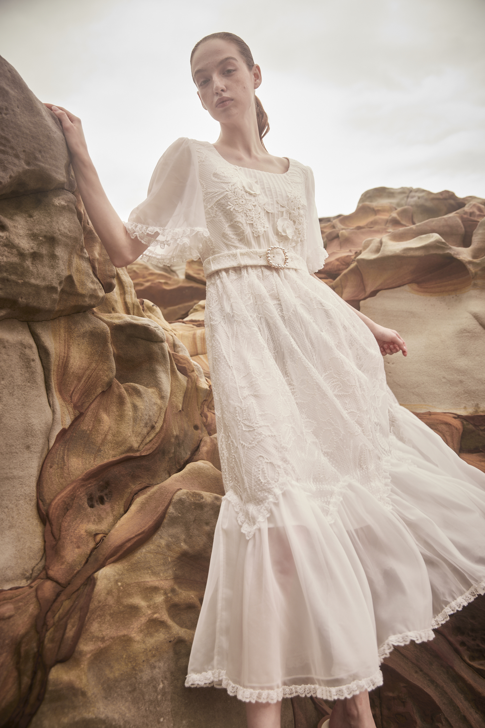 BE10158E1 蕾絲雪紗荷葉下擺長裙