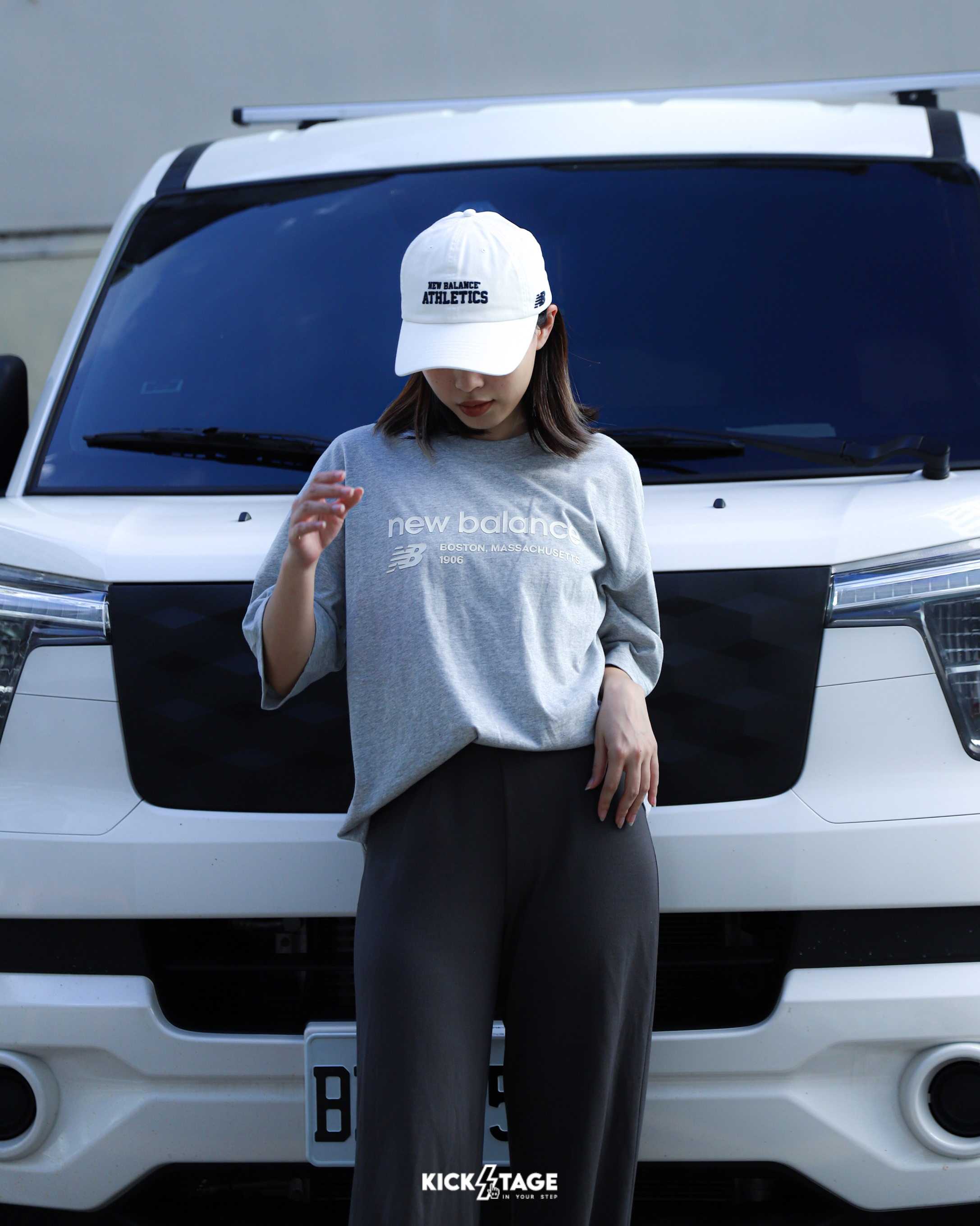 女款 NEW BALANCE 1906 TEE 灰 寬鬆 字母 圓領 休閒 短袖 短T【WT33534AG】