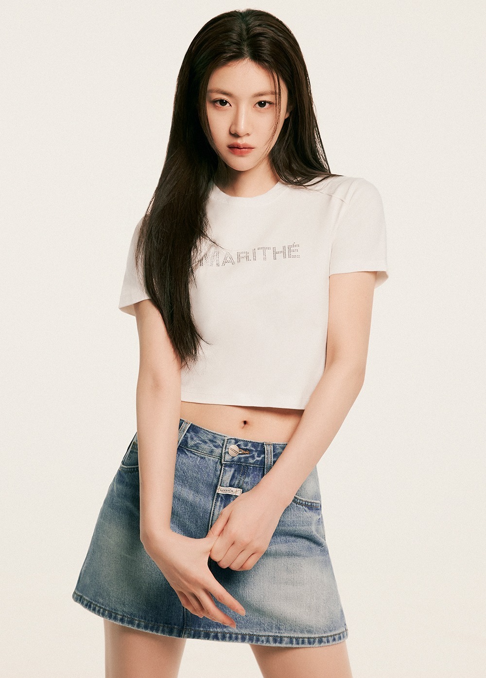 【零碼】MARITHE W HOTFIX LOGO CROP TOP 小鑽石短版上衣 1MG23STS125
