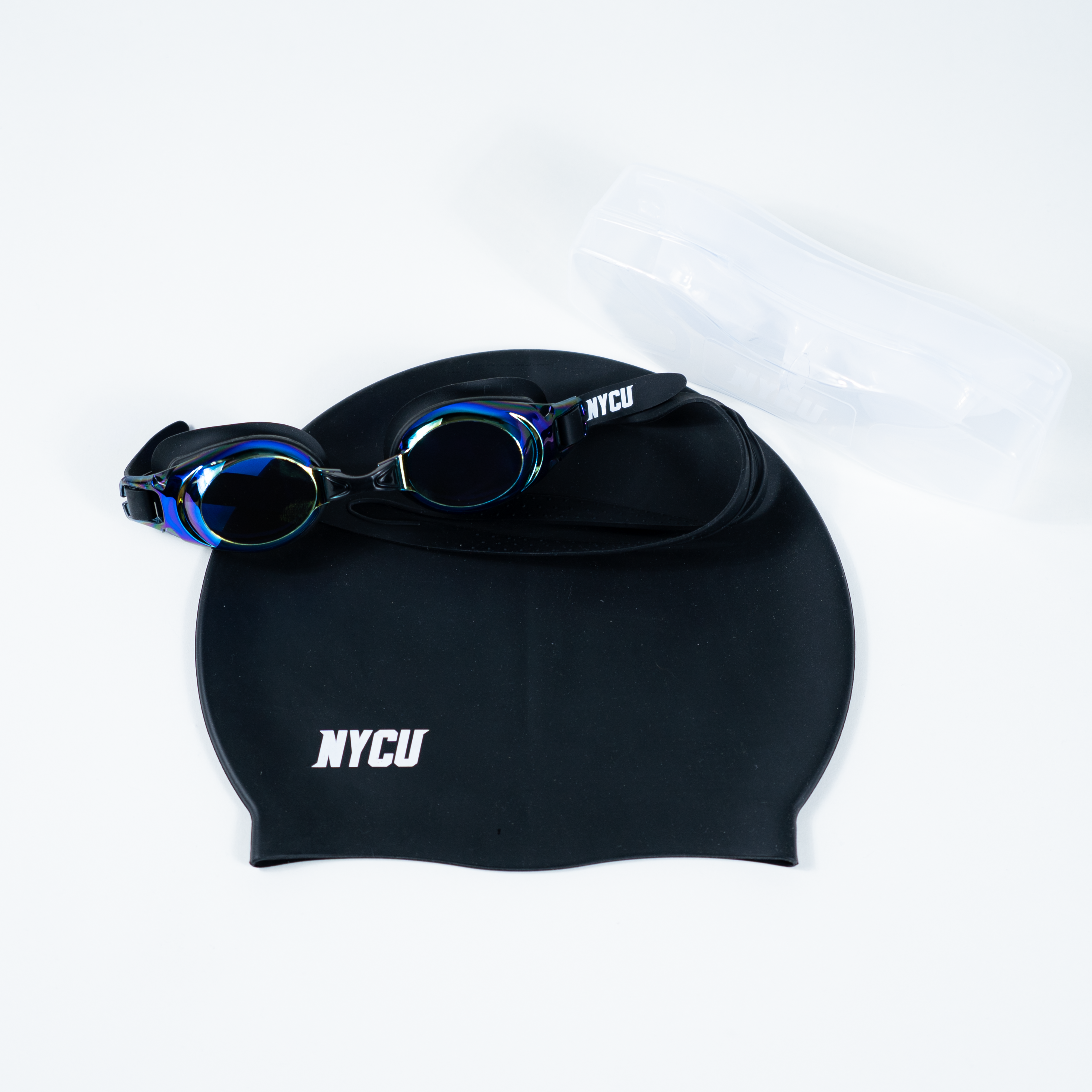 𝐍𝐄𝐖 - 陽明交通大學 NYCU 彈力舒適競速泳帽 + 防霧競速泳鏡