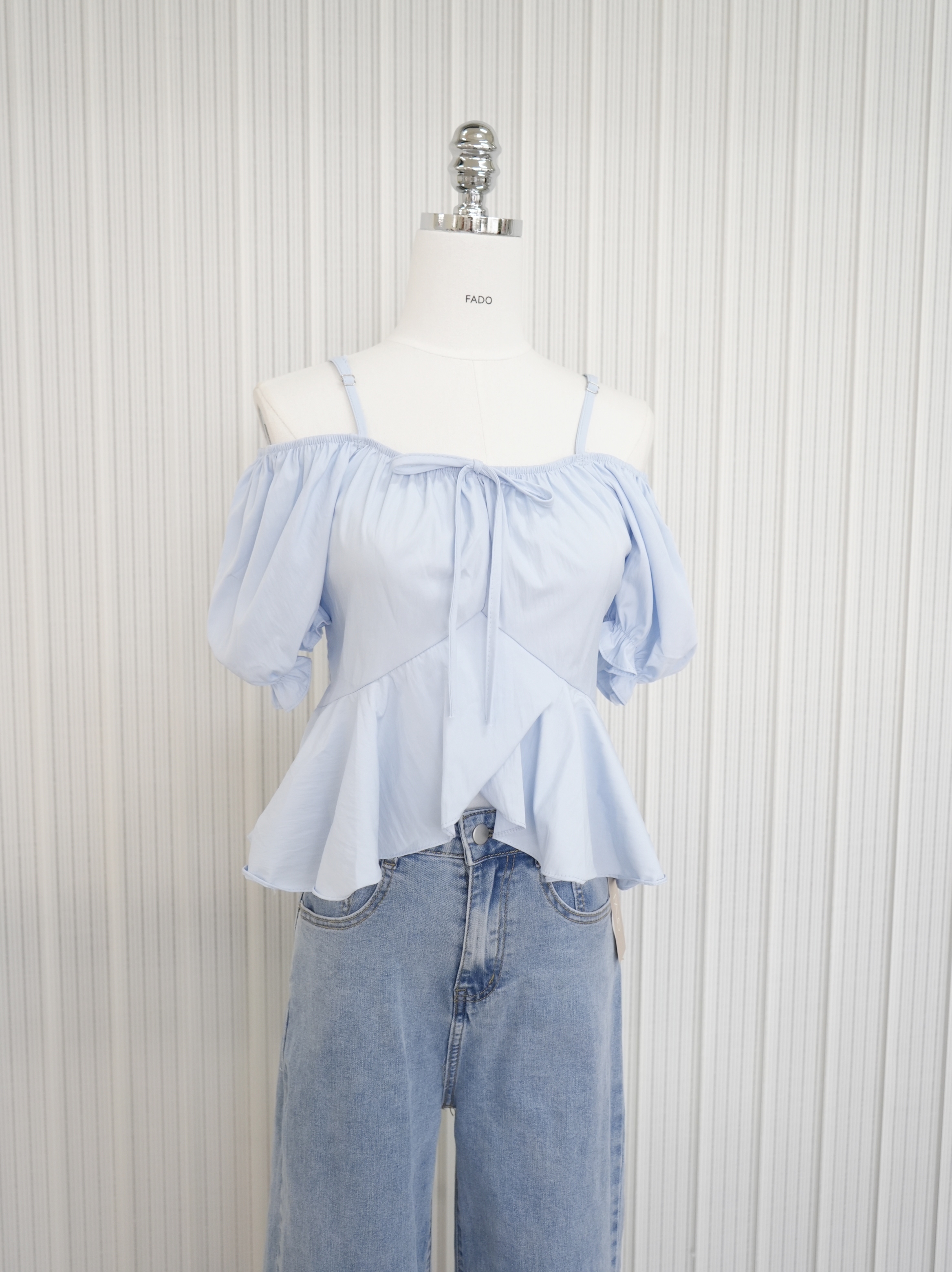 法朵Fado shop｜綁帶造型一字領衫 0173001