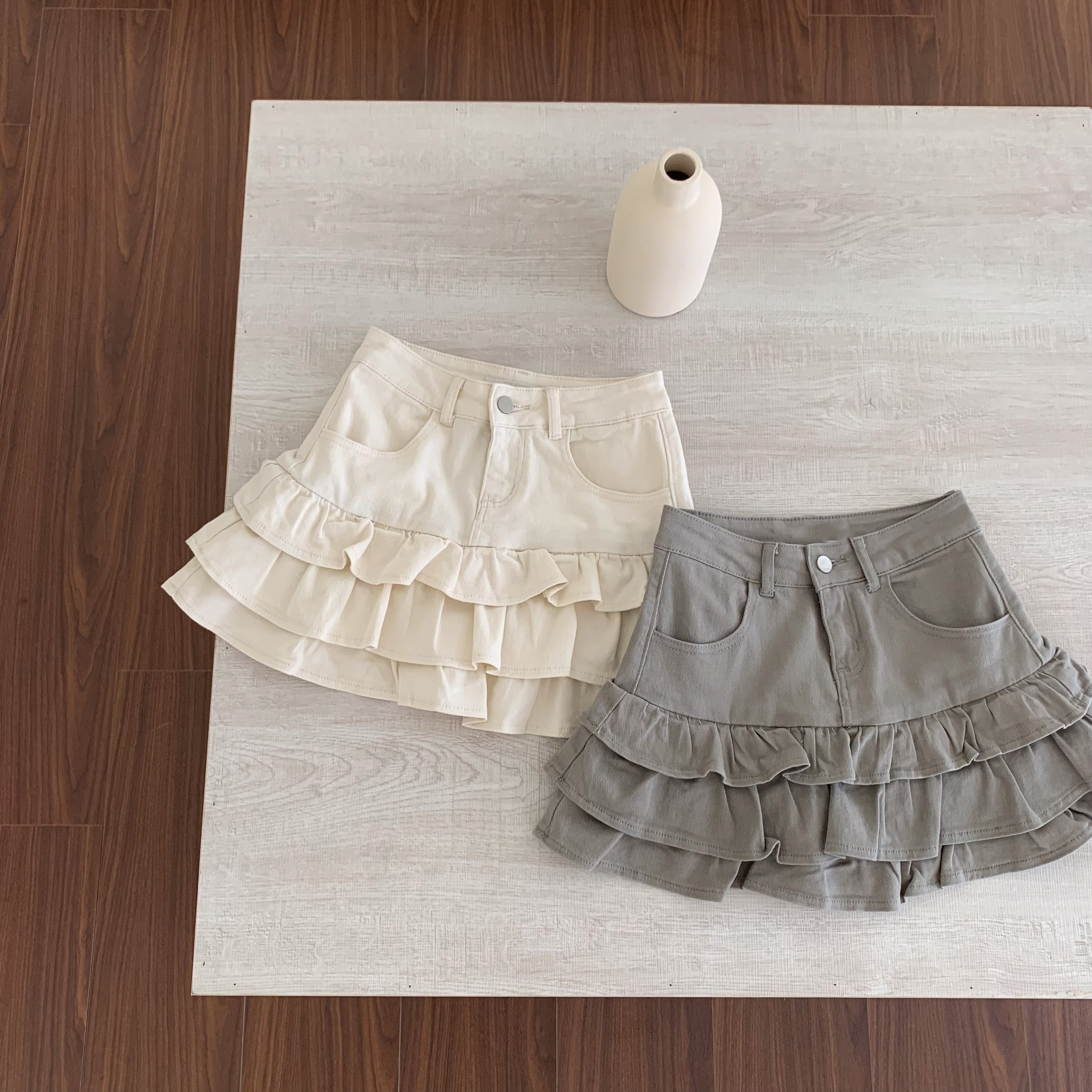 ISA_可愛穿身上! 本期重點蛋糕擺高腰牛仔褲裙_55046