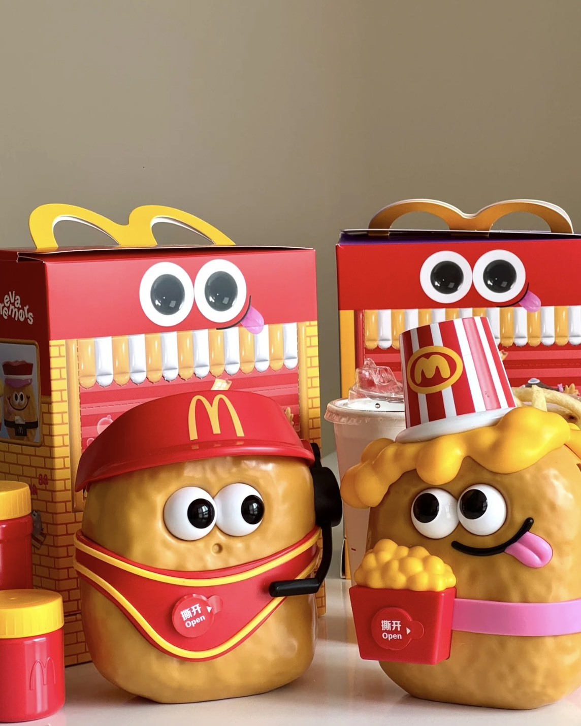 <現貨>McDonald's 麥當勞 泡泡機 小紅帽 小萌怪