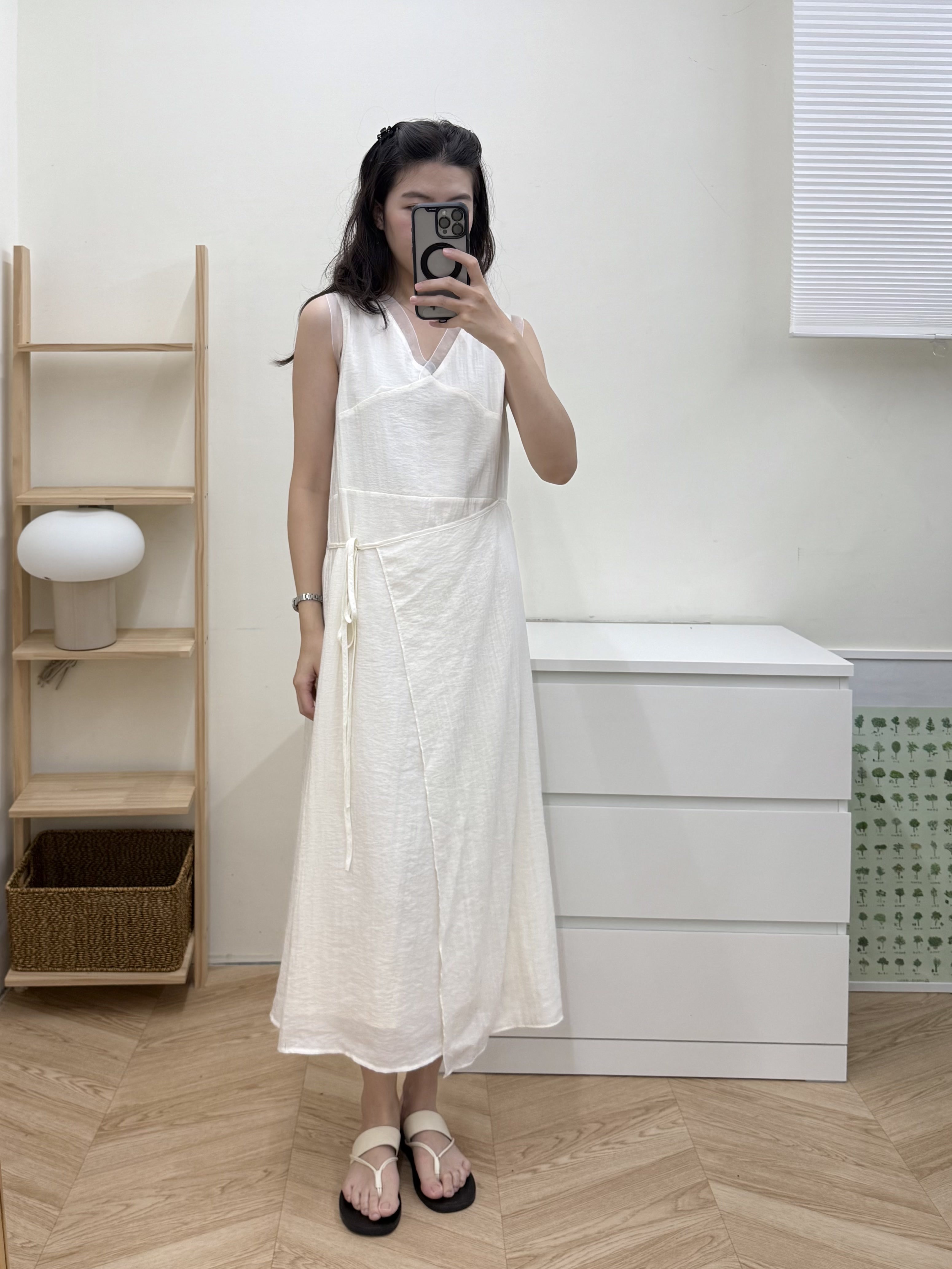 柔軟拼接紗連衣裙