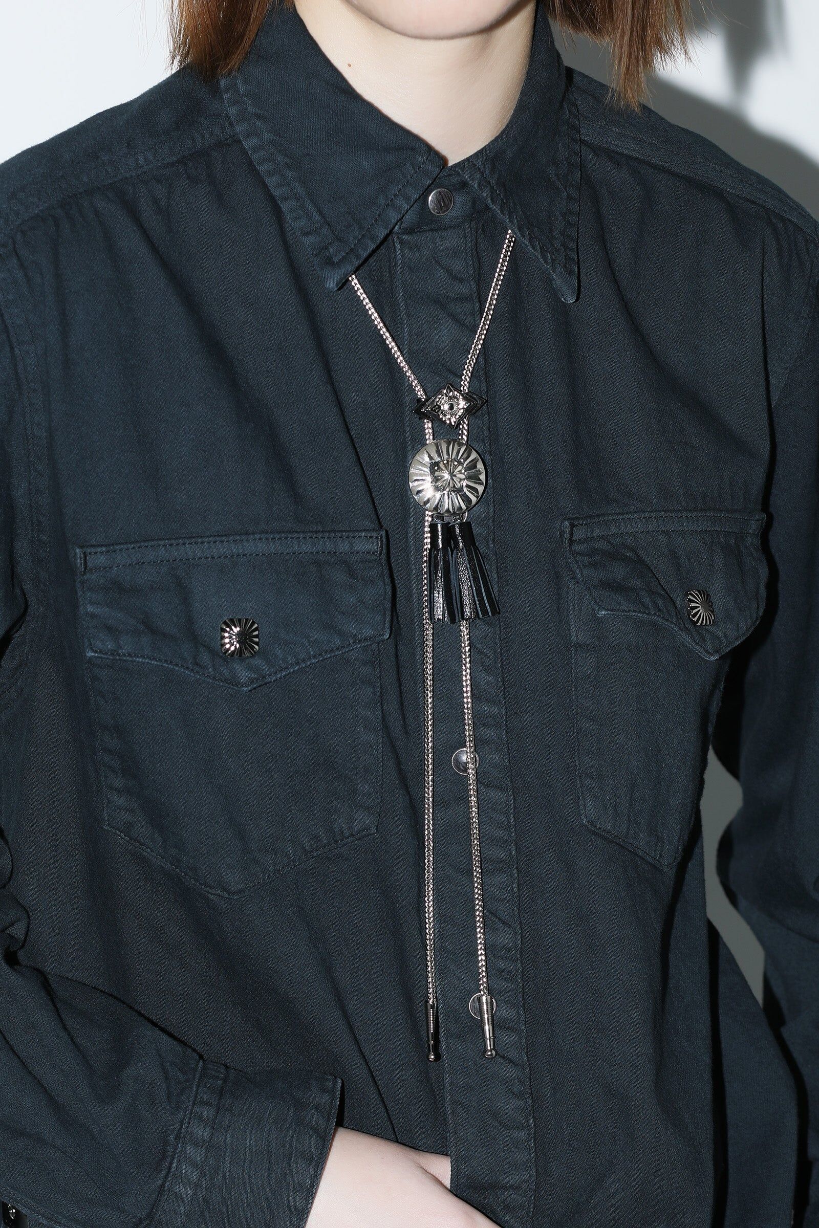 預購┃日本製 TOGA METAL LOOP TIE 皮革 流蘇 金屬環 領帶 項鍊