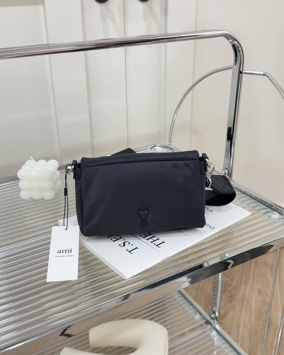 沒有分類AMI｜PARIS DE COEUR 單肩包 黑色