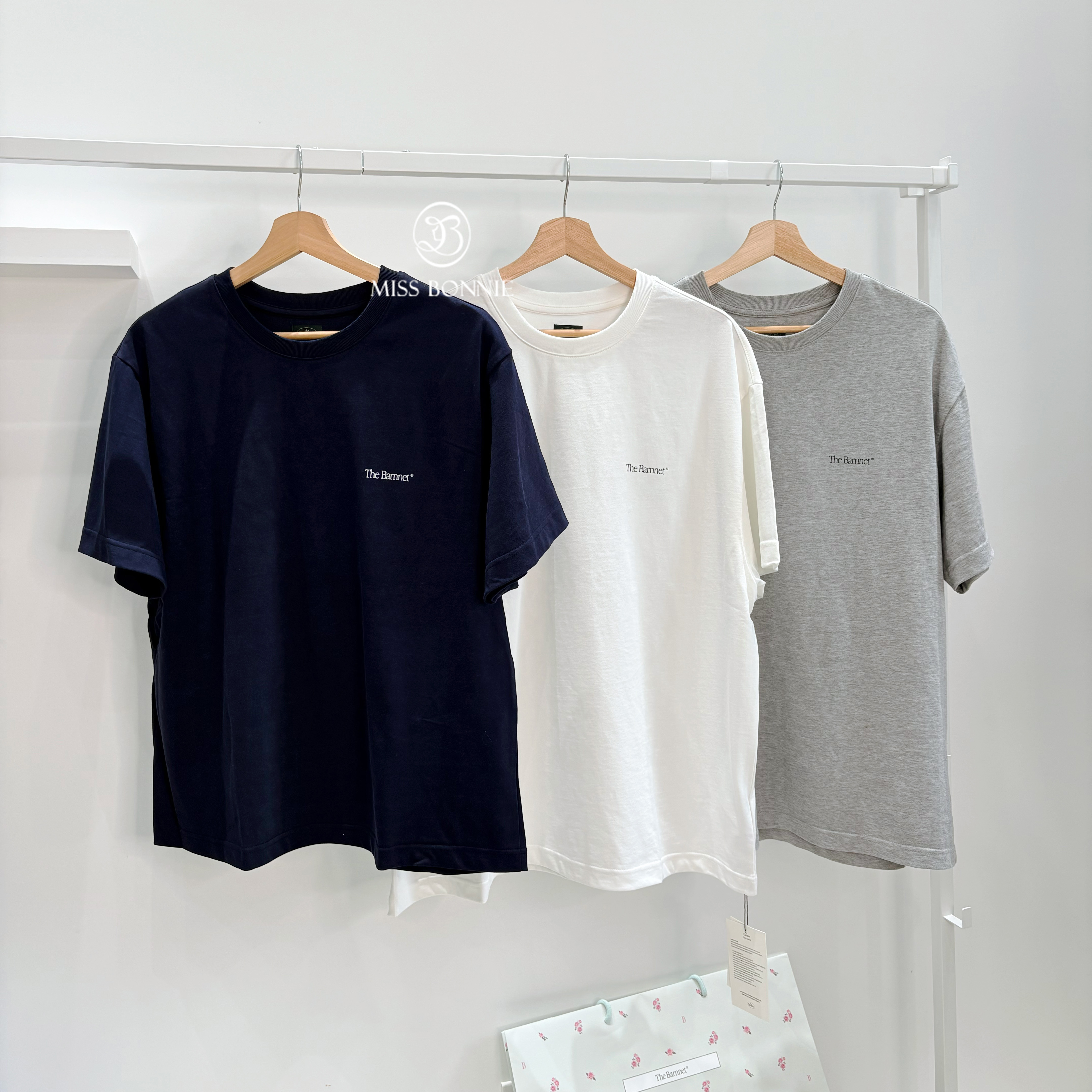 The Barnnet Casuel-背面花車&花籃短袖T