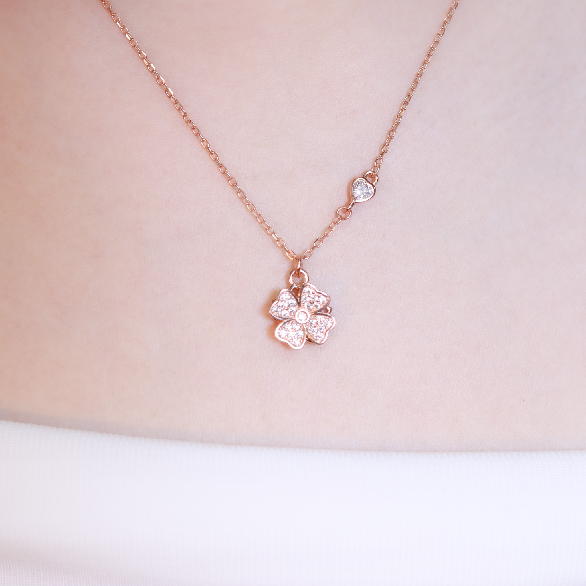 | 925純銀・玫瑰金 | 幸運花意不止項鍊 | NE1408 |