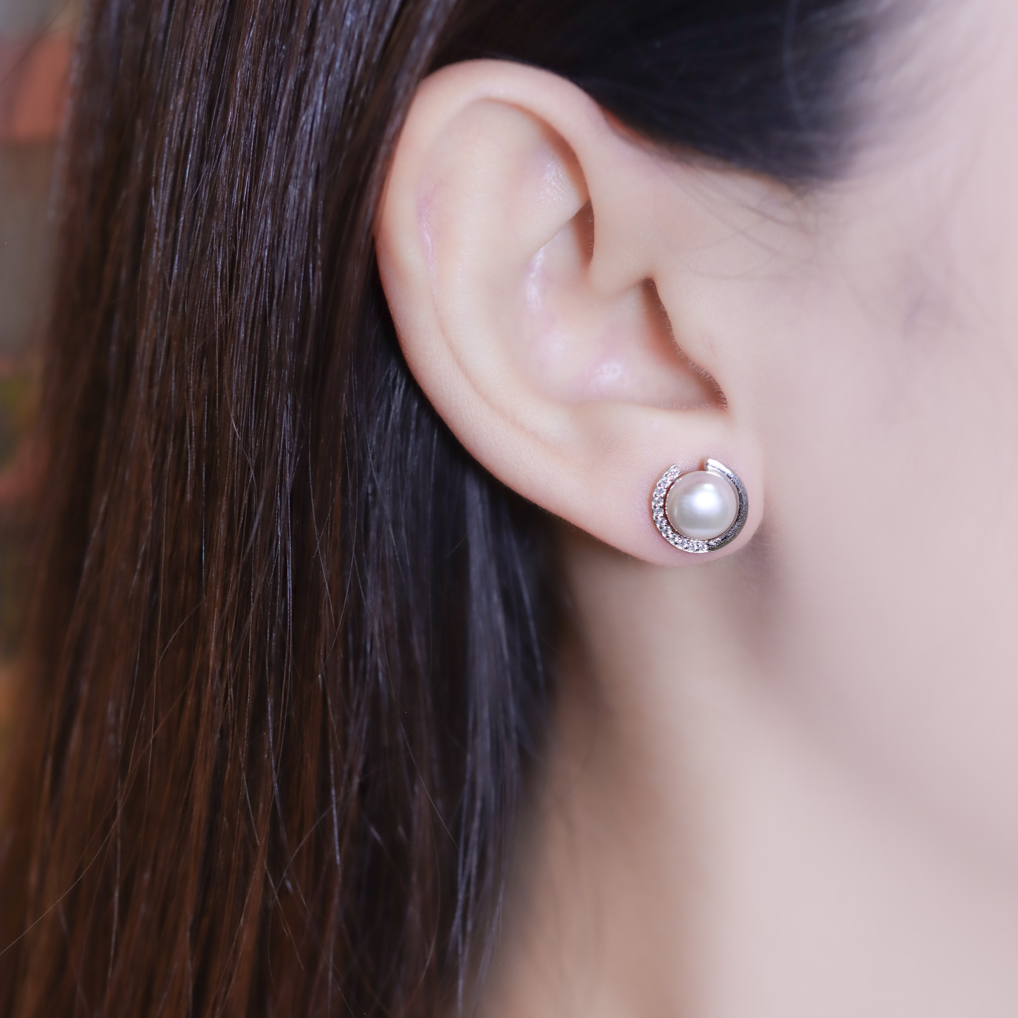 | 925純銀・白金・珍珠 | 月繞珍珠耳環 | EA0988 |