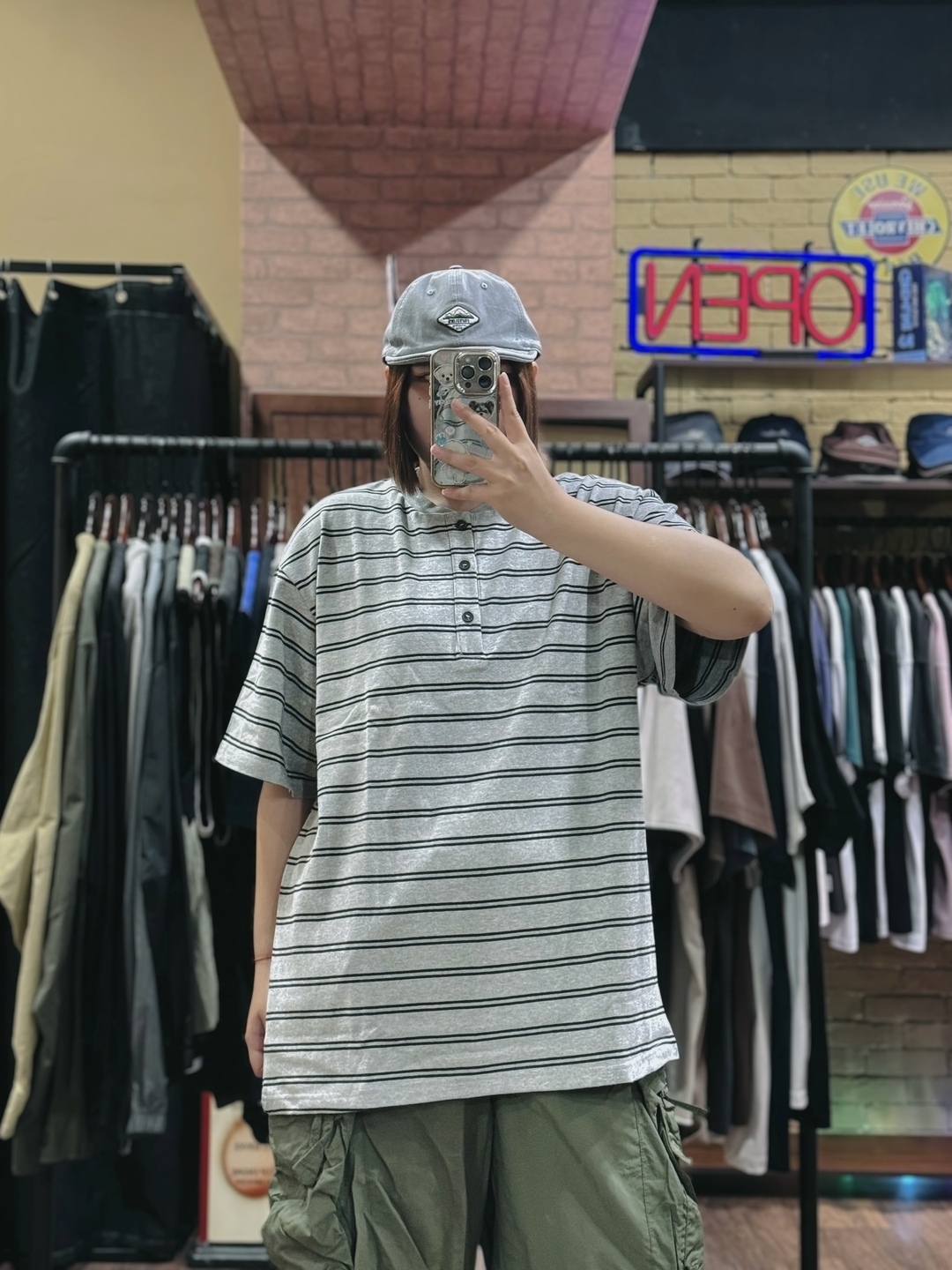 亨利領靜謐條紋TEE