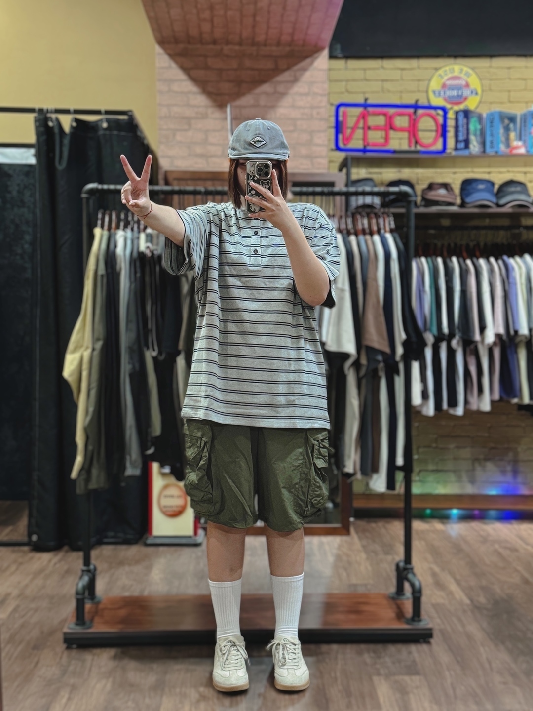 亨利領靜謐條紋TEE