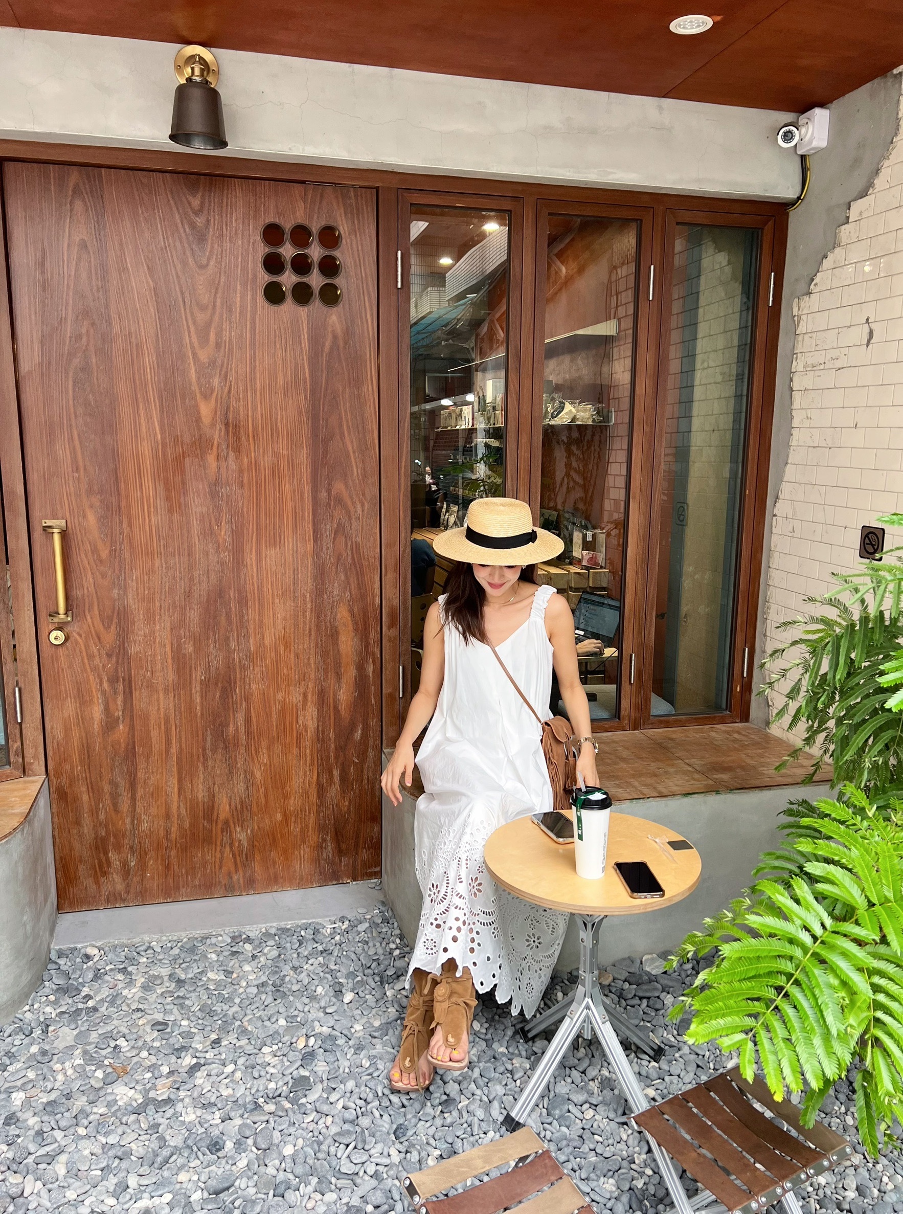 簍空燒花仙女白長洋