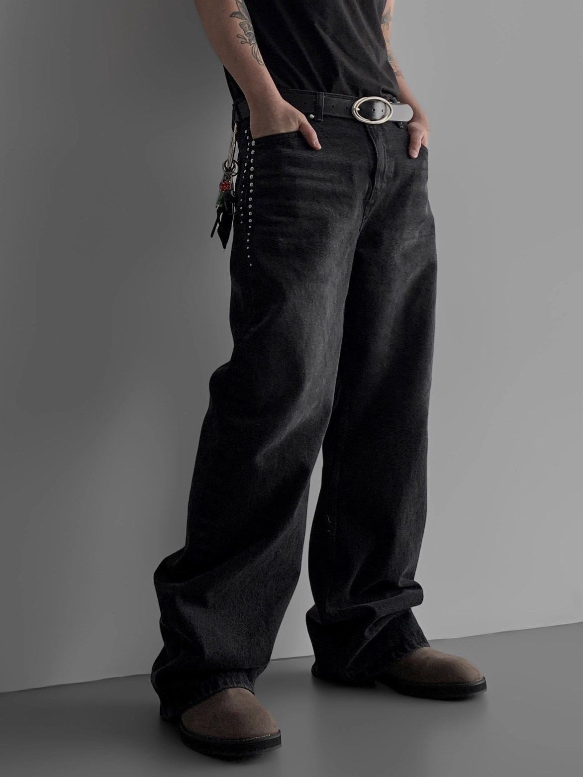 淨色鍋釘鬆身牛仔褲 LIL-053P