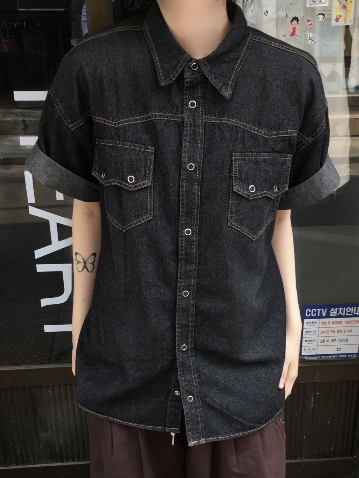 洗水牛仔短袖恤衫 Lowell-066S