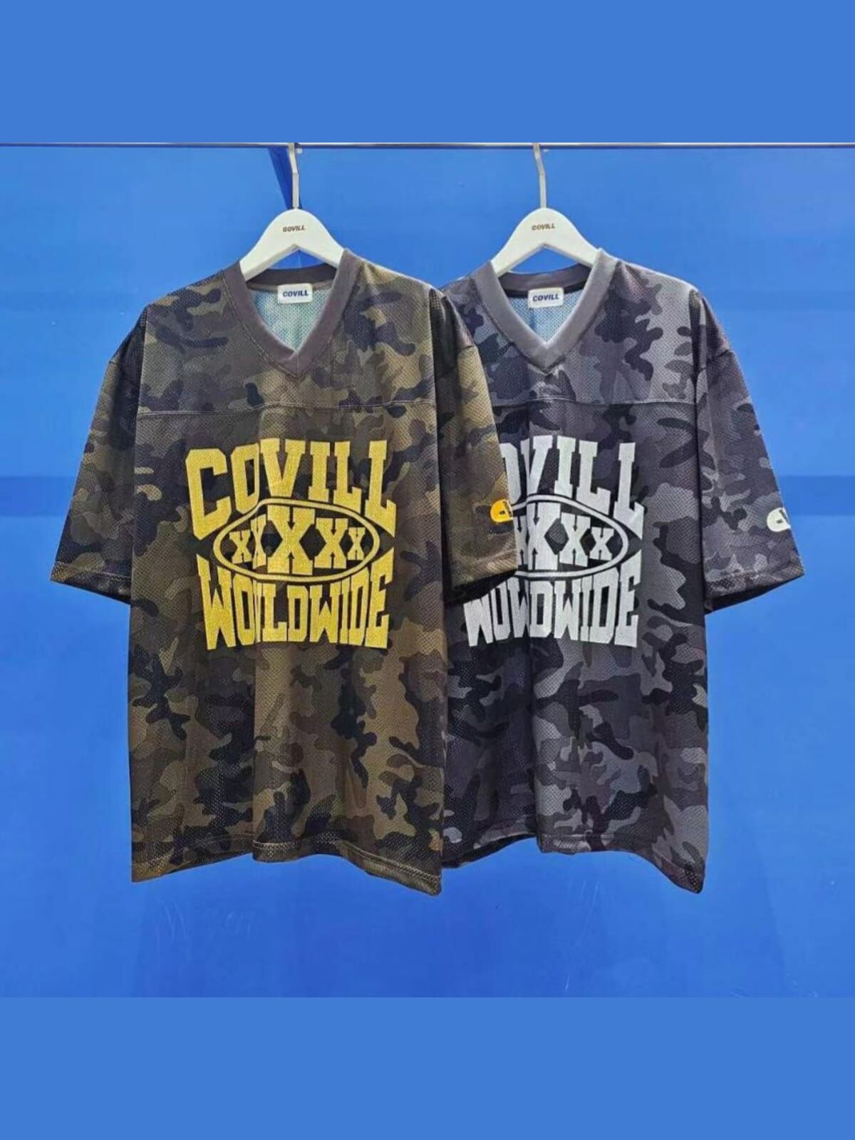 OverSize迷彩V領英文字短袖Tee COVILL-200T