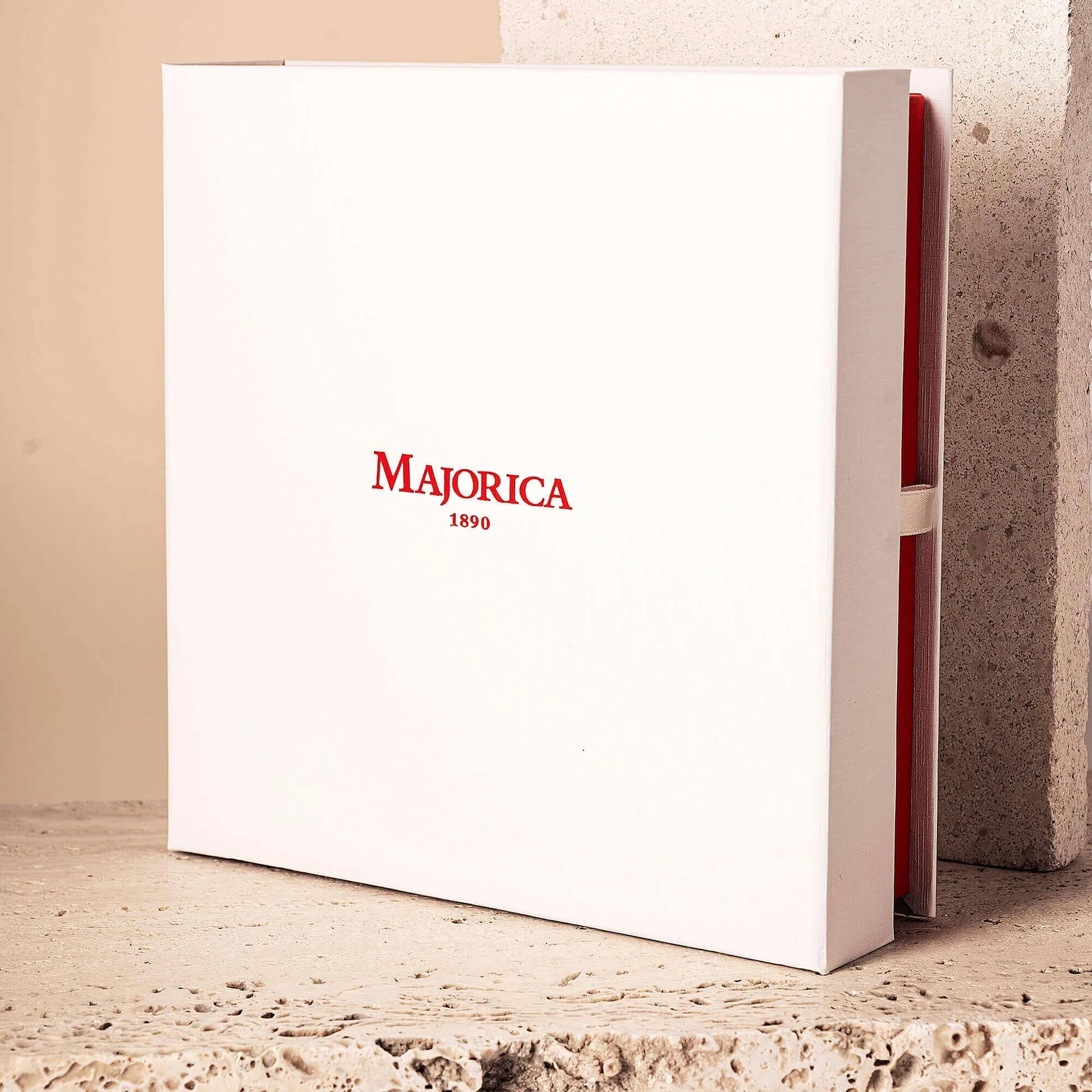 1MJ0613-647 MAJORICA 10mm Pearl Necklace 45cm and Pearl Clasp Lyra White #09874.01.2.N45.032.1 (A-EU-E)